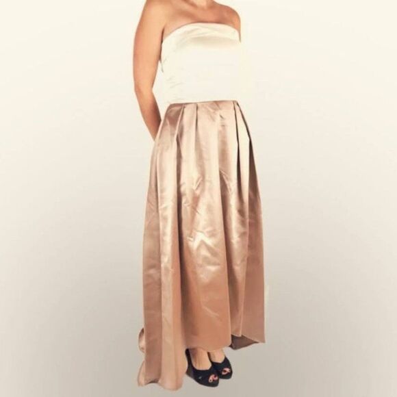 CLEARANCE! Ivory Gather & Gown Long Gown 2 NWT - Picture 3 of 6